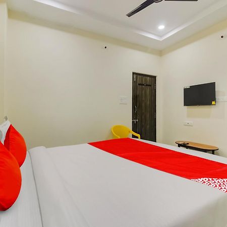 Super Hotel O Sri Nirvana Pride Ibrahimpatan Exteriér fotografie