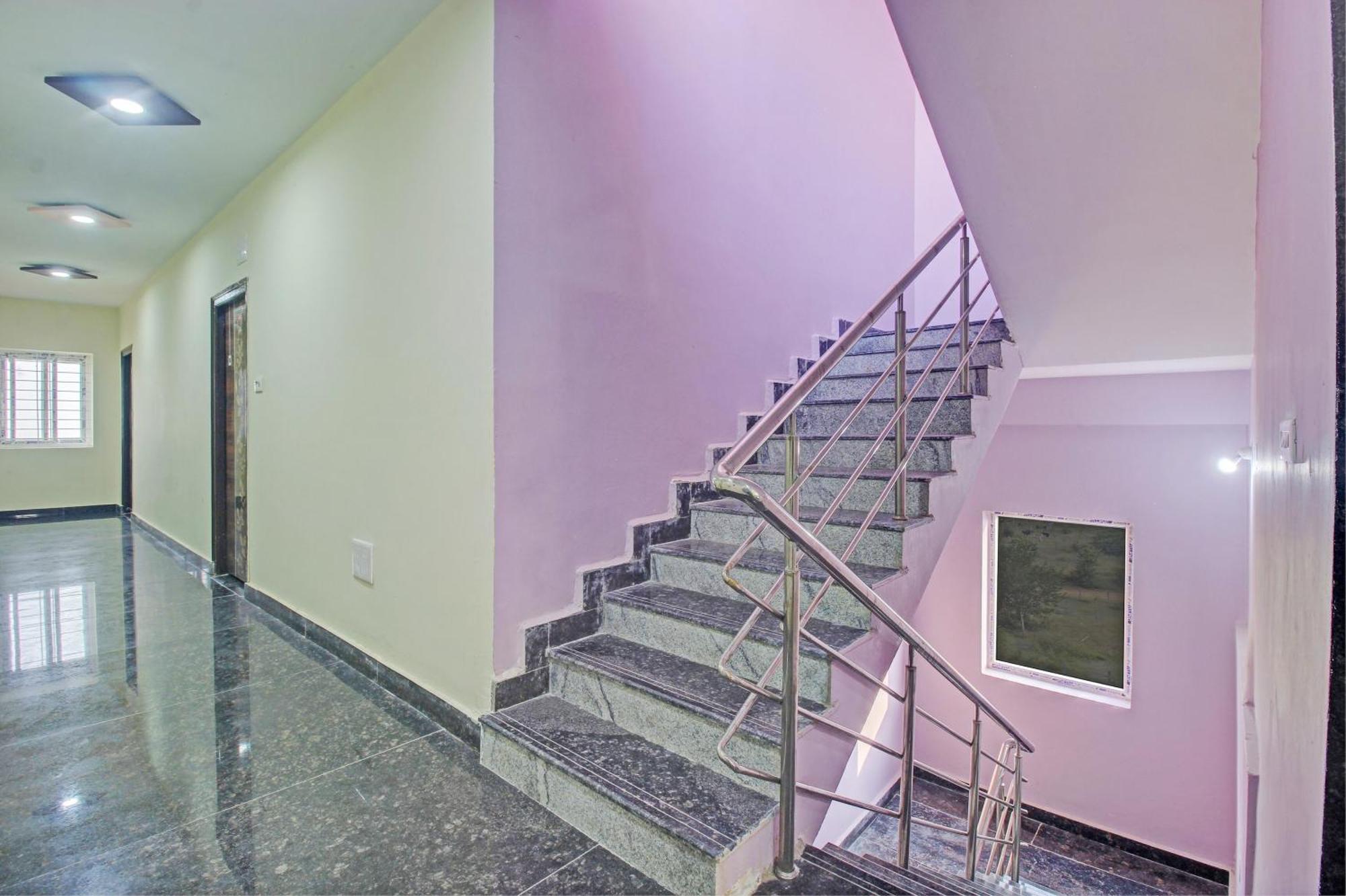 Super Hotel O Sri Nirvana Pride Ibrahimpatan Exteriér fotografie