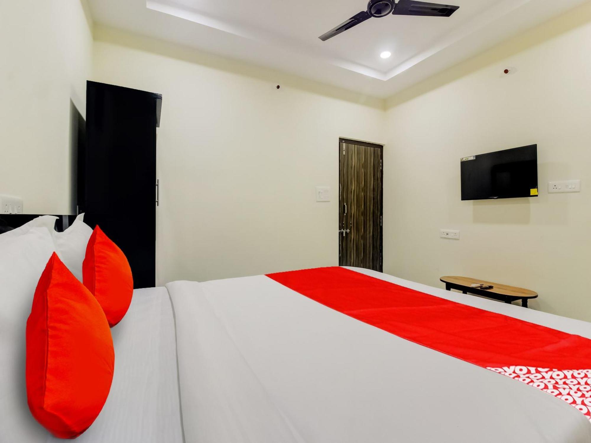 Super Hotel O Sri Nirvana Pride Ibrahimpatan Exteriér fotografie