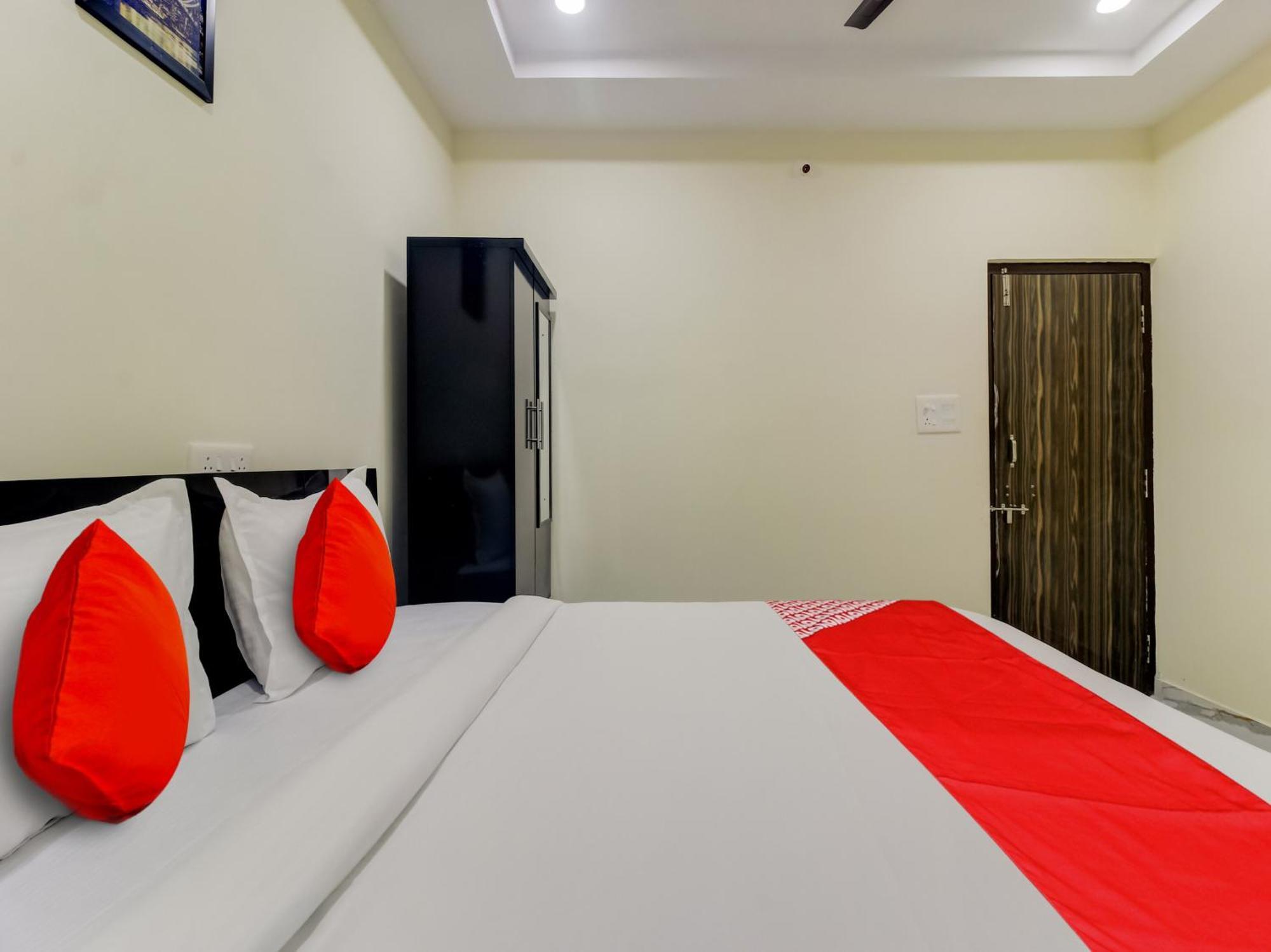 Super Hotel O Sri Nirvana Pride Ibrahimpatan Exteriér fotografie